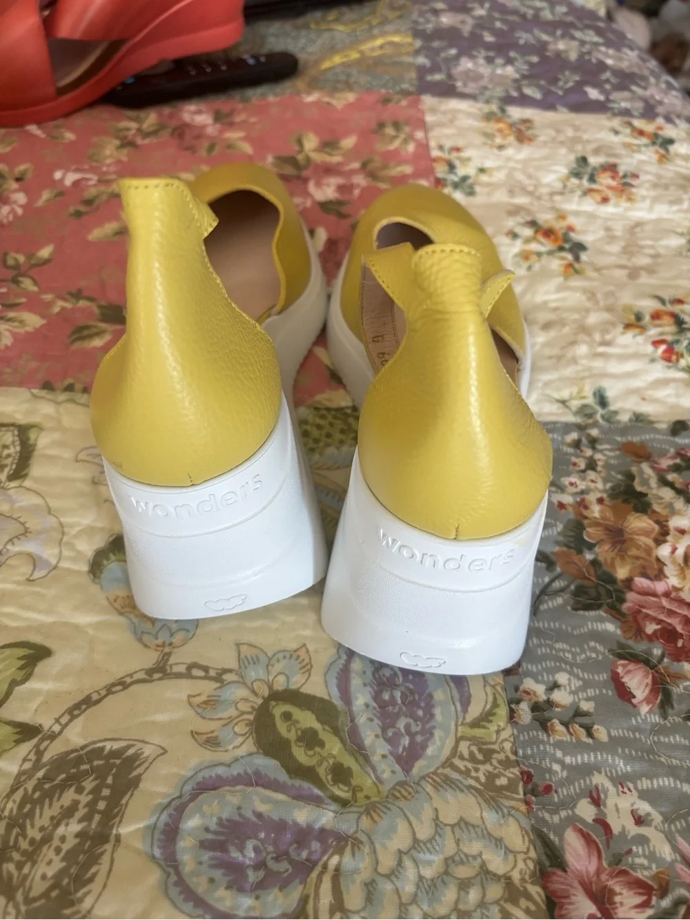 Wonders “Selfie” Leather Wedges-NWT-Size 37